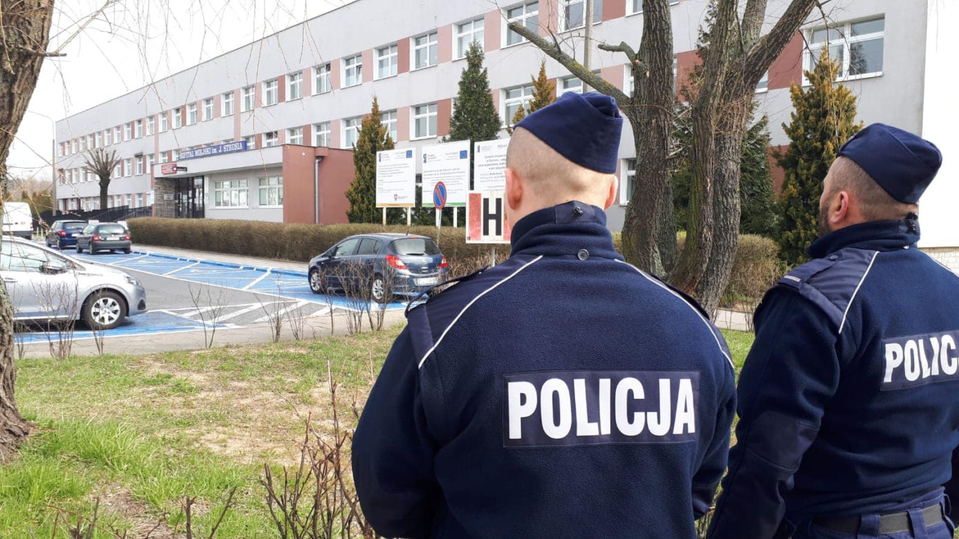 Szpital w Poznaniu staje STREFĄ ZAMKNIĘTĄ! Będzie policja i wojsko!