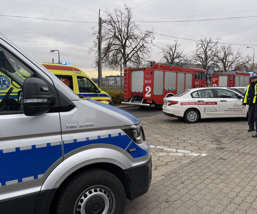 Kierowca dostał zawału i rozbił się samochodem