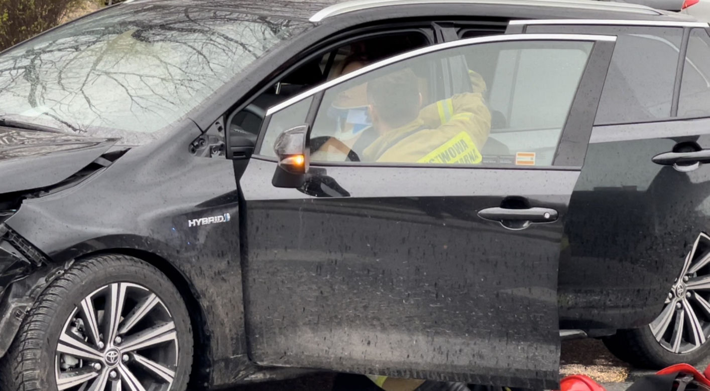 Dramat na Modlińskiej. Kierowca Toyoty uderzył w BMW