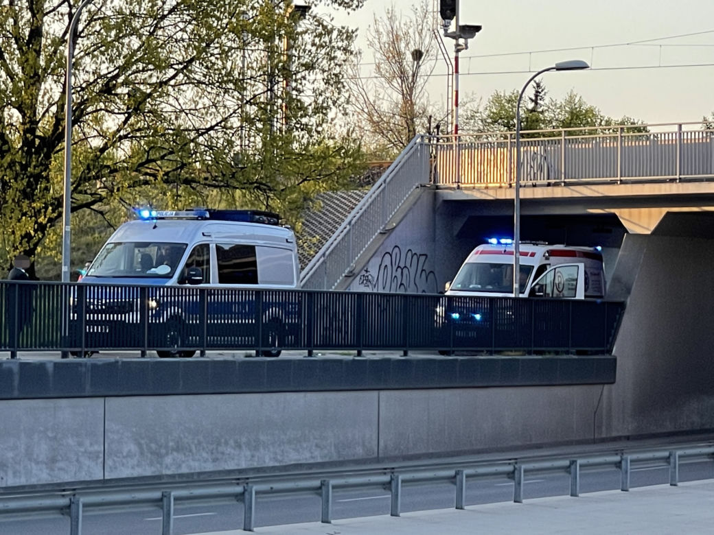 Dramat na Pradze. 12-latka wpadła pod pociąg, jej matka była pijana