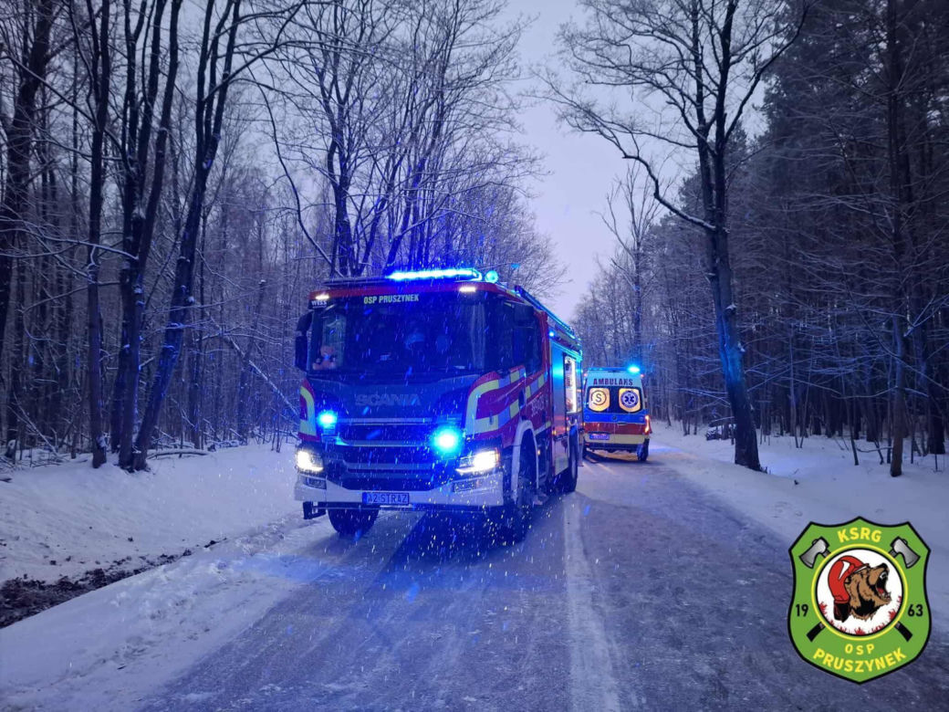Dachowanie auta na trasie Siedlce - Łosice