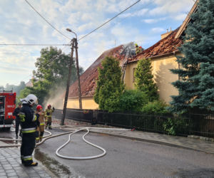 Tragedia w Nowym Stawie! W pożarze plebanii zginął ksiądz