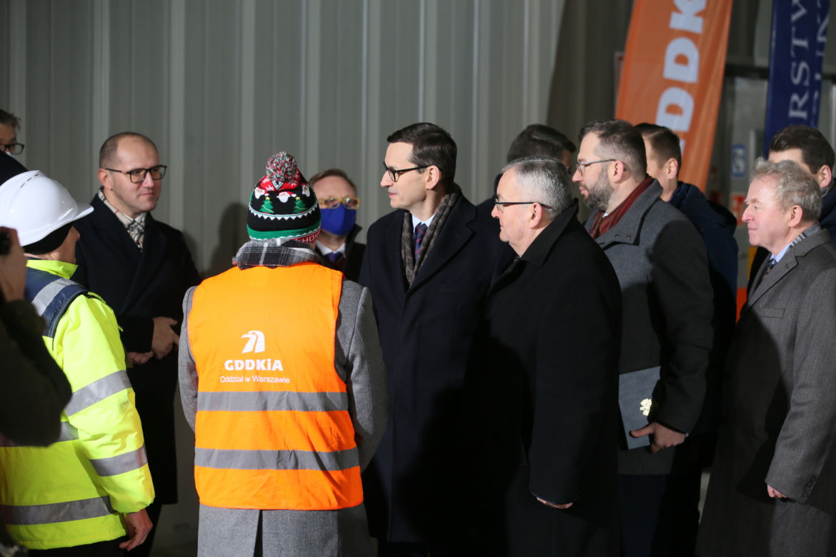 Trzask, prask i tunel otwarty. Kierowcy mogą korzystać już z całej Południowej Obwodnicy Warszawy