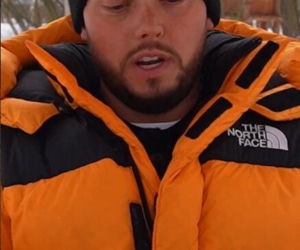 Wojna o kiełbasę w sieci! Miliony w tle i groźby prawne po recenzji Książula