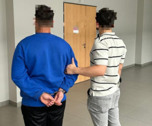 Nie wytrzymał do końca zakazu. 19-latek wpadł na pięć dni przed jego zakończeniem