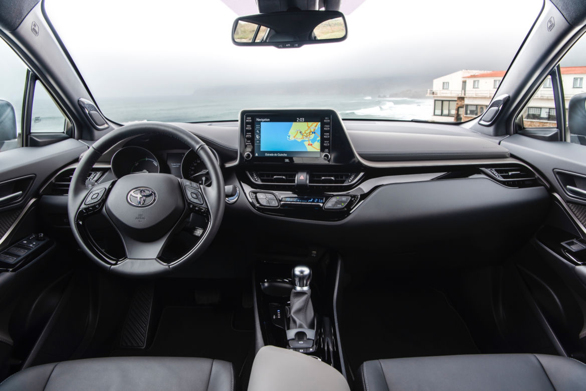 Toyota C-HR 2.0 Hybrid Dynamic Force 184 KM e-CVT