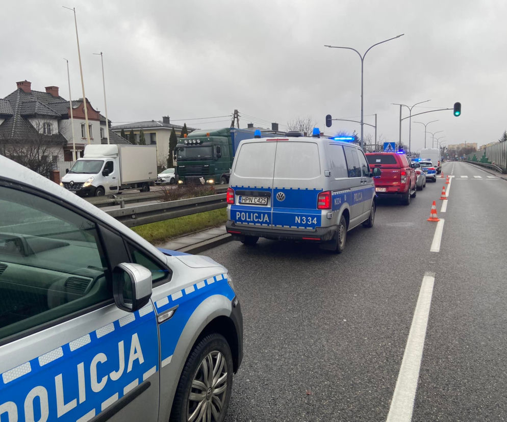 Śmiertelny wypadek w Wejherowie. Dostawczak potrącił 6-letnie dziecko. Dziewczynka nie żyje [AKTUALIZACJA]
