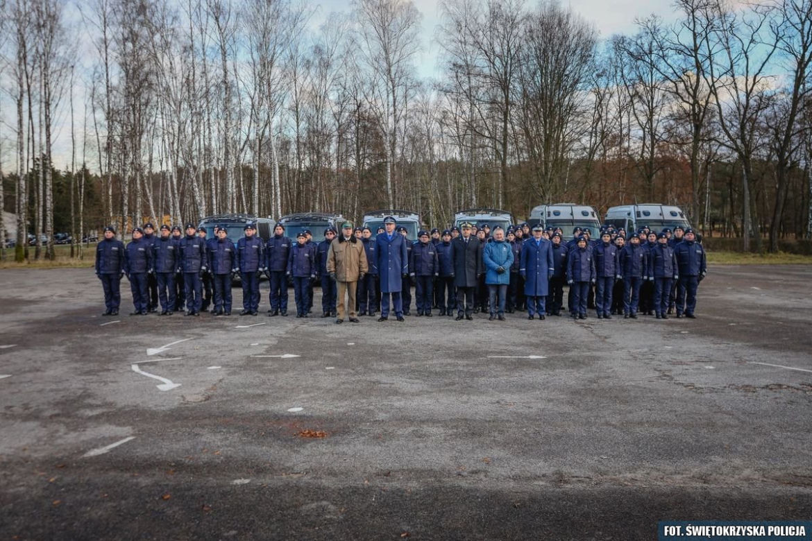 Nowi policjanci w świętokrzyskim garnizonie. W szeregi wstąpiło 58 funkcjonariuszy 