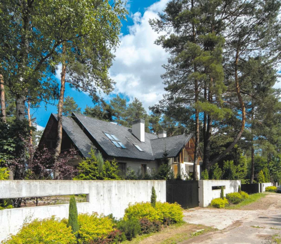 Ogrodzenie z betonu architektonicznego