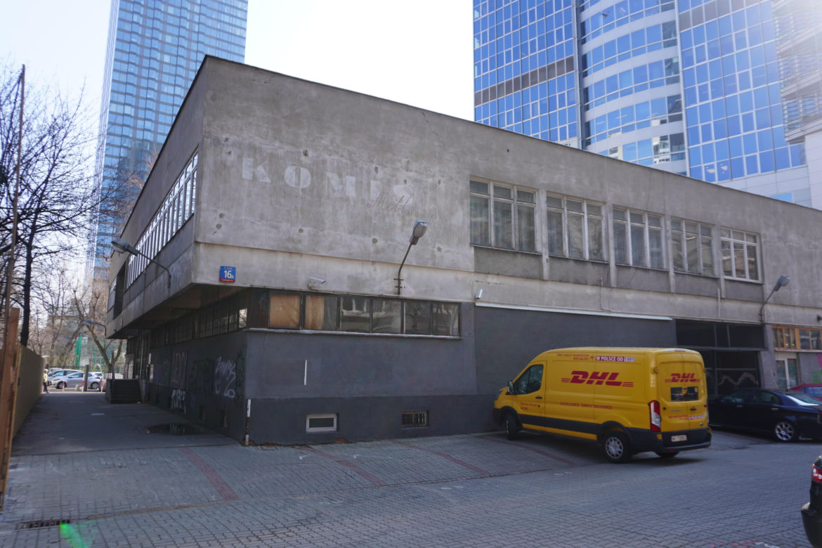 Sprzedana za blisko 30 milionów działka przy Twardej 16A