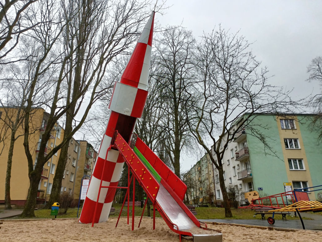 Rakieta na LSM zmieniła barwy