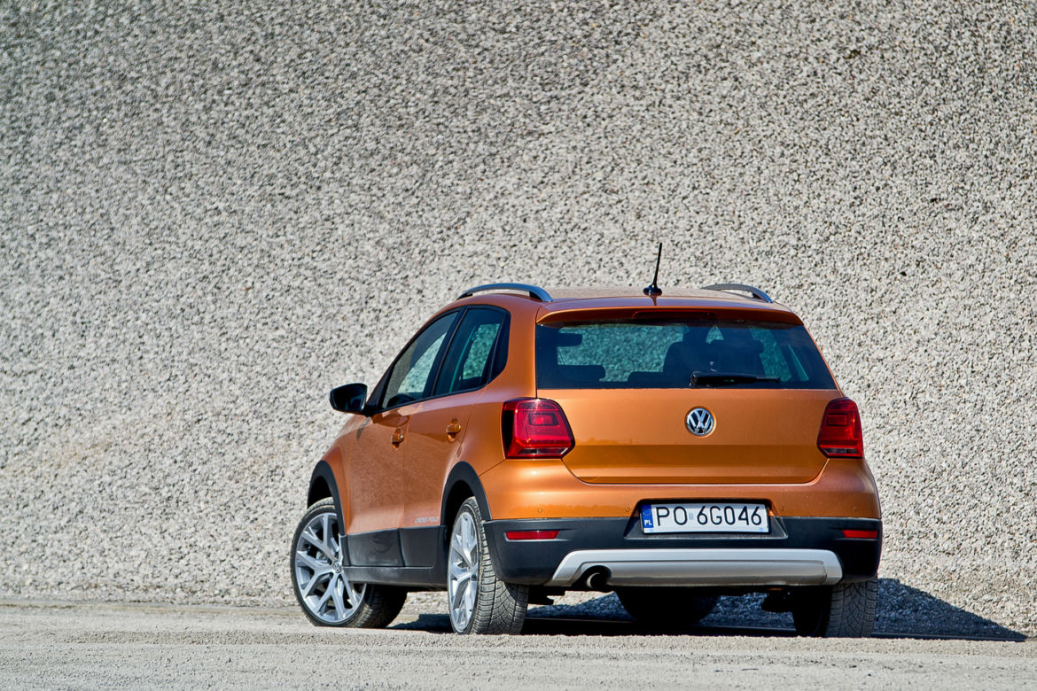 Volkswagen Cross Polo lifting 2014