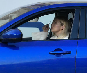 Basia Kurdej-Szatan w aucie robi się na bóstwo