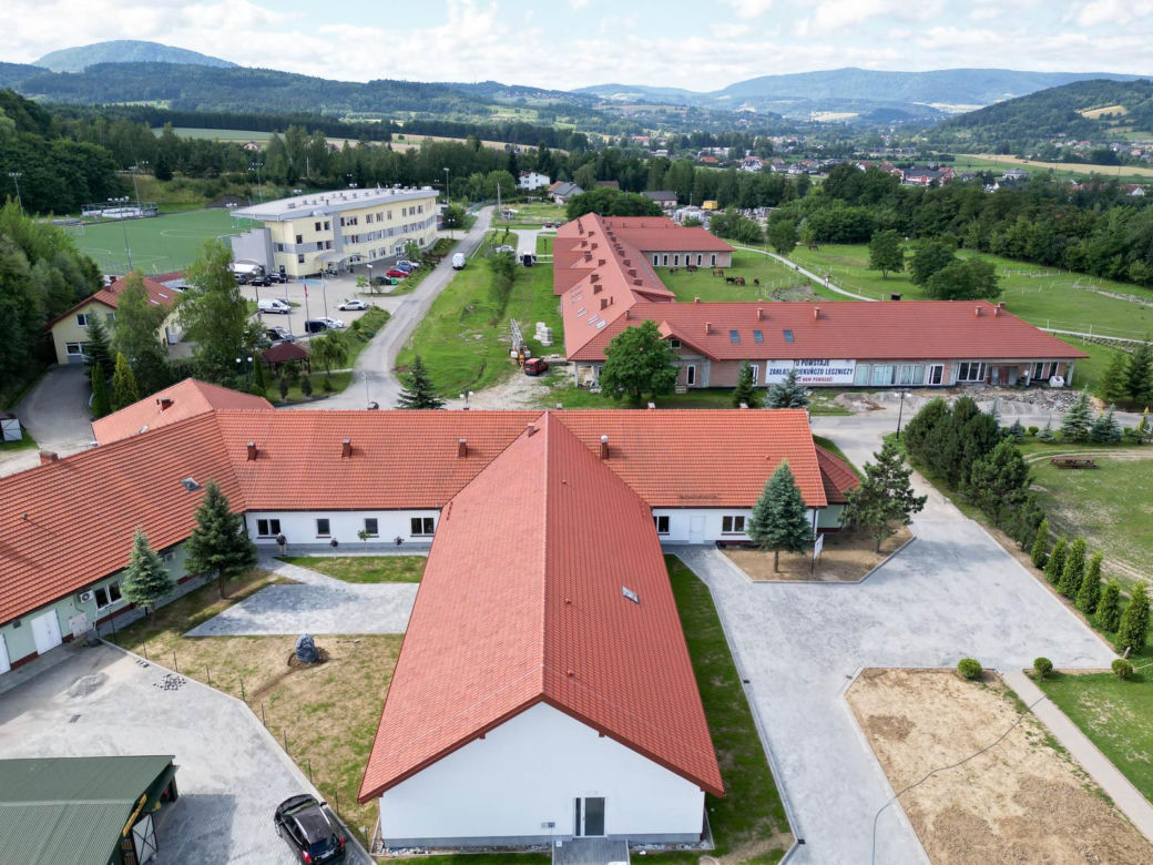 Nowe skrzydło hospicjum w Stróżach koło Nowego Sącza 