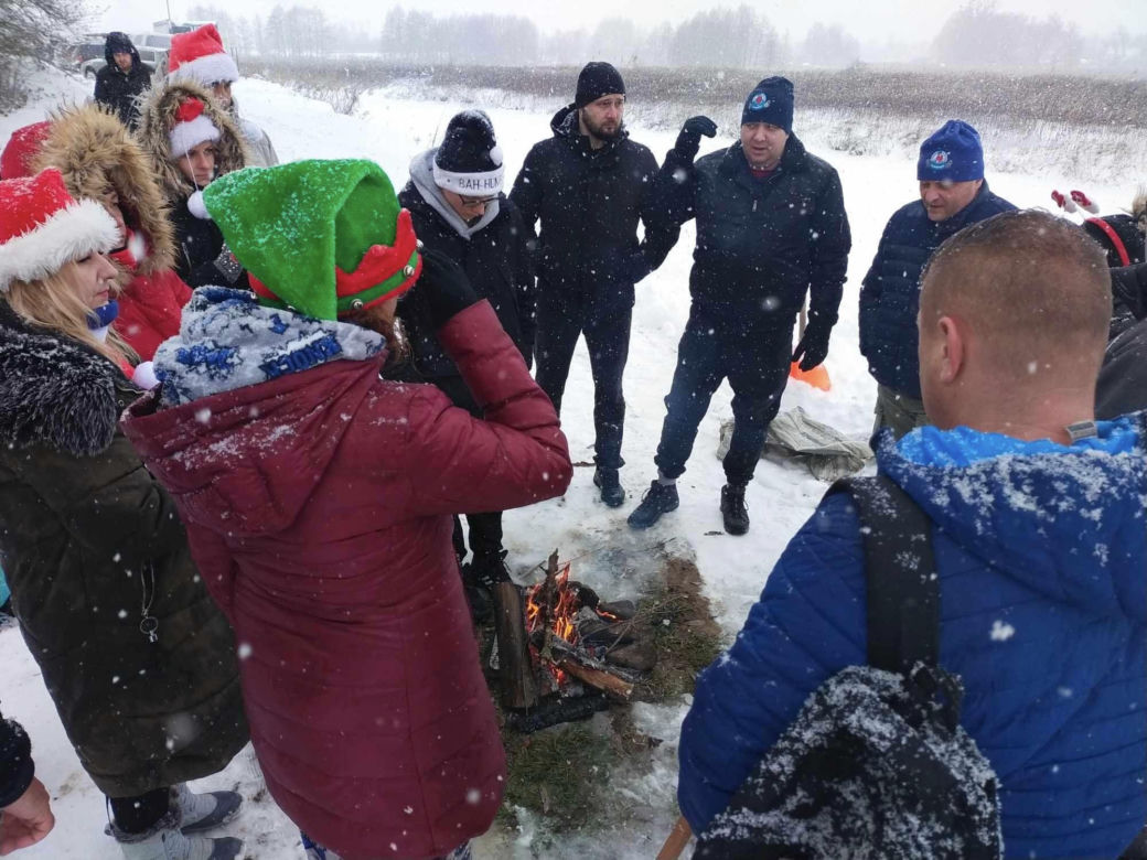 Rozkuli lód i weszli do wody. Tak wyglądało morsownaie w woj. lubelskim!