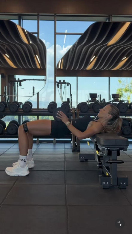 Anna Lewandowska i jej wytrenowane pośladki