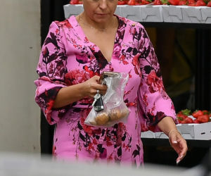 Anna Mucha na bazarku