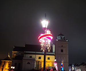 W Warszawie rozbłysła świąteczna iluminacja