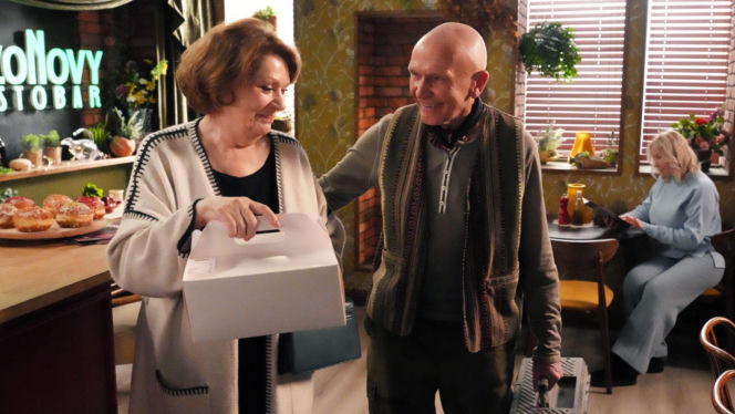 Barwy szczęścia odc. 3359. Józefina Rawiczowa (Elżbieta Jarosik), Tolek Koszyk (Marek Siudym)