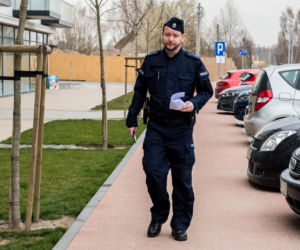 Koronawirus w Trójmieście. Tak policjanci sprawdzają czy przestrzegasz kwarantanny