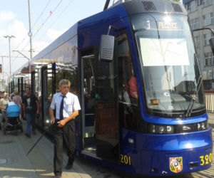 Nowe tramwaje już na torowiskach