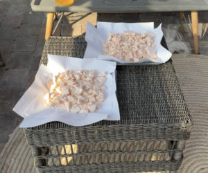 Laboratorium śmierci na Mazowszu. Kontrterroryści znaleźli kilogramy narkotyków i przedziwne przedmioty