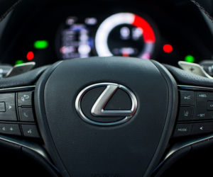 Lexus LS500h F-Sport