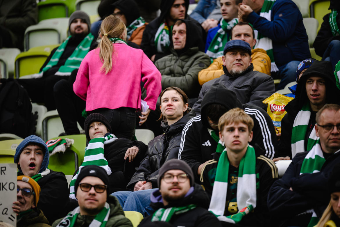 Lechia Gdańsk - Raków Częstochowa; Zdjęcia kibiców z meczu 30. kolejki PKO BP Ekstraklasy