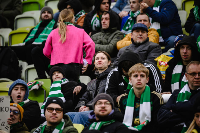 Lechia Gdańsk - Raków Częstochowa; Zdjęcia kibiców z meczu 30. kolejki PKO BP Ekstraklasy