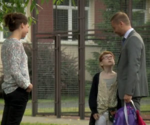 M jak miłość. Ania (Weronika Wachowska), Paulina (Maria Szafirska), Andrzej (Krystian Wieczorek)