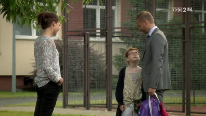 M jak miłość. Ania (Weronika Wachowska), Paulina (Maria Szafirska), Andrzej (Krystian Wieczorek)