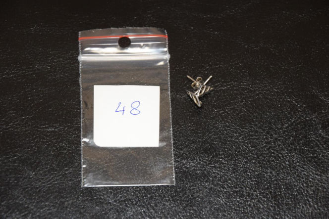 Rozpoznajesz te błyskotki? Policja poszukuje właścicieli bizuterii i kosztowności