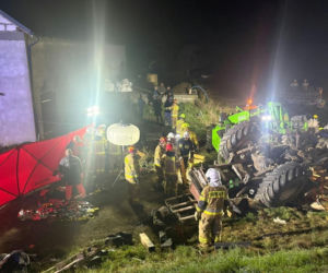 Ciągnik stoczył się z wału, dwie osoby nie żyją! Tragedia nad Wisłą