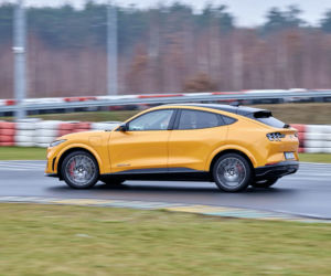 Ford Mustang Mach-E z tytułem Car of the Year Polska 2022