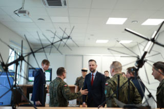 WAT inwestuje w przyszłość walki elektronicznej. Otwarto nowy budynek Wydziału Elektroniki