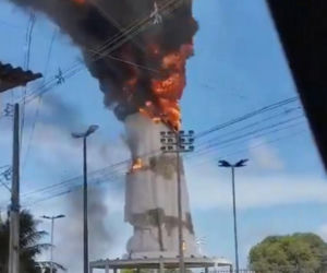 Spłonął 30-metrowy pomnik Matki Bożej Fatimskiej