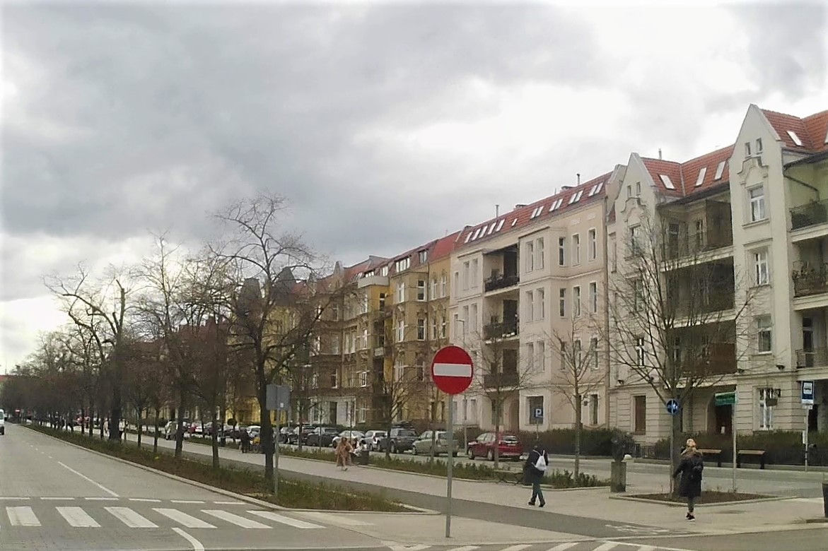 "Złoty szlak" tonie w psich odchodach