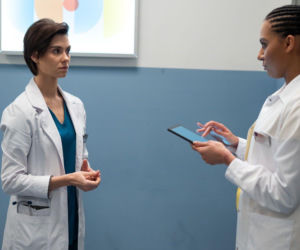 Na dobre i na złe odc. 990. Maria (Sylwia Achu), Blanka (Pola Gonciarz)