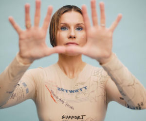 Natalia Grosiak odcina się od Mikromusic?  „Zimno Ciepło” to początek dużej zmiany