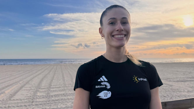 Natalia Bukowiecka i spółka w wodzie