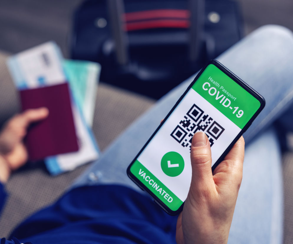 Zakaz wyjazdu z kraju dla niezaszczepionych! Podano termin