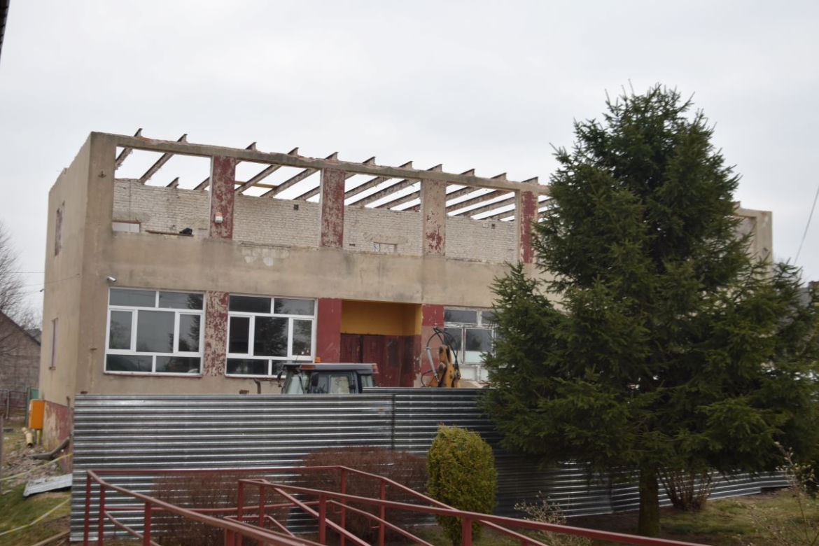 Gadka gmina Mirzec: Budują piękny żłobek i przedszkole