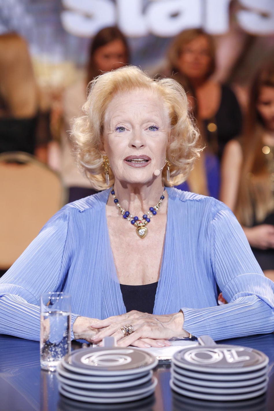 Beata Tyszkiewicz na przestrzeni lat. Tak zmieniał się wizerunek legendy polskiego kina