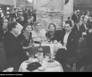 Sylwester w Warszawie sprzed lat. Tak stolica witała dawniej Nowy Rok