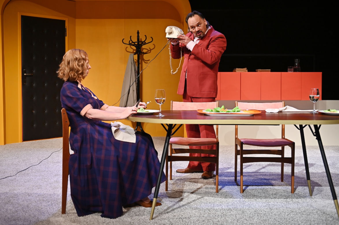Kim jest pan Schmitt w Teatrze Wybrzeże