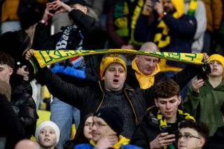 GKS - Legia: Zdjęcia kibiców z meczu Ekstraklasy