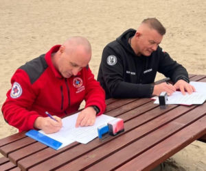 WOPR Ostrów z psami. Będą pomagać w akcjach nad wodą