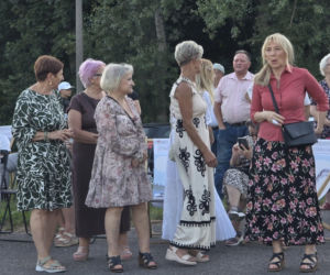 Gorący letni wieczór w Starachowicach! Międzypokoleniowa potańcówka opanowała Szlakowisko [FOTORELACJA]