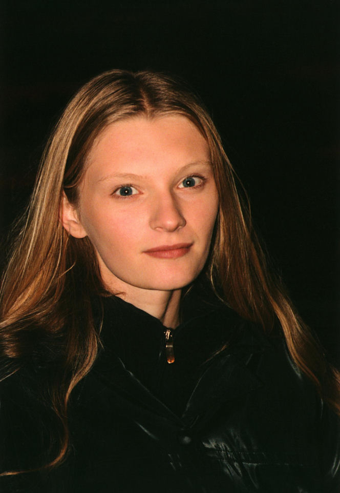 Agata Buzek kiedyś wyglądała zupełnie inaczej. Tak zmieniała się przez lata