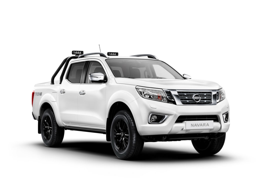 Nissan Navara Trek-1 